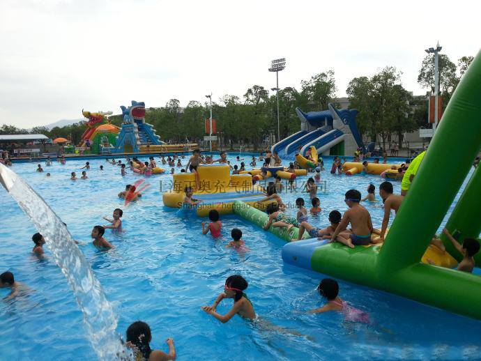 廣東奧體移動水上樂園案例