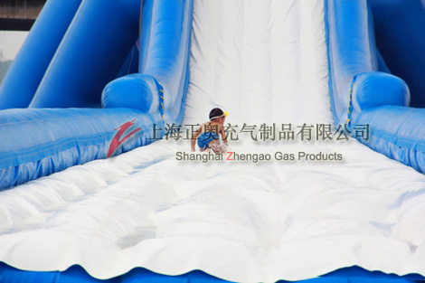 江蘇鎮(zhèn)江移動(dòng)水上樂園案例
