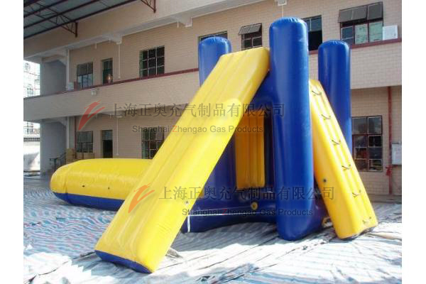 充氣水上玩具