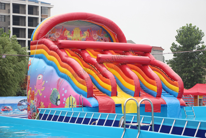 大型充氣水滑梯