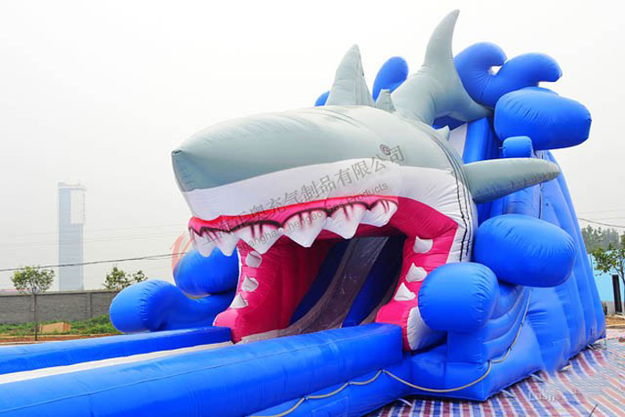 大型充氣水滑梯